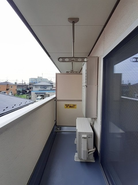 バルコニー　ベランダ南東向き。
