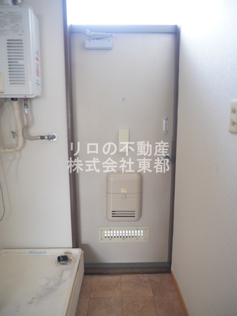 玄関　すっきりシンプルな玄関スペースです！