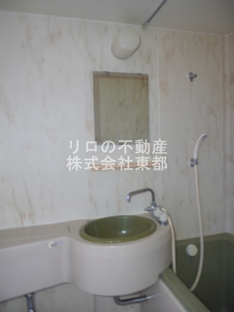 洗面設備　洗面ボウルもついているので、ここで洗顔できますね☆