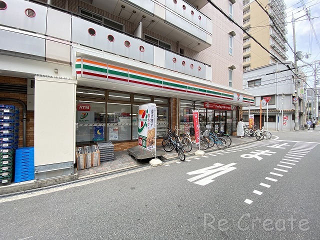 コンビニ　セブンイレブン大阪日本橋1丁目店（コンビニ）まで95m