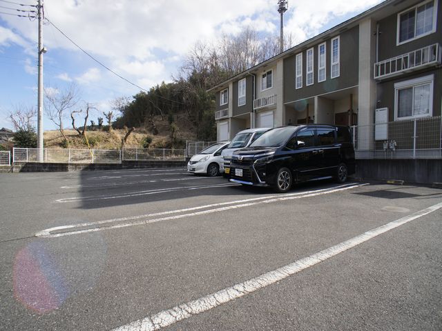 駐車場　駐車場2台可能です♪