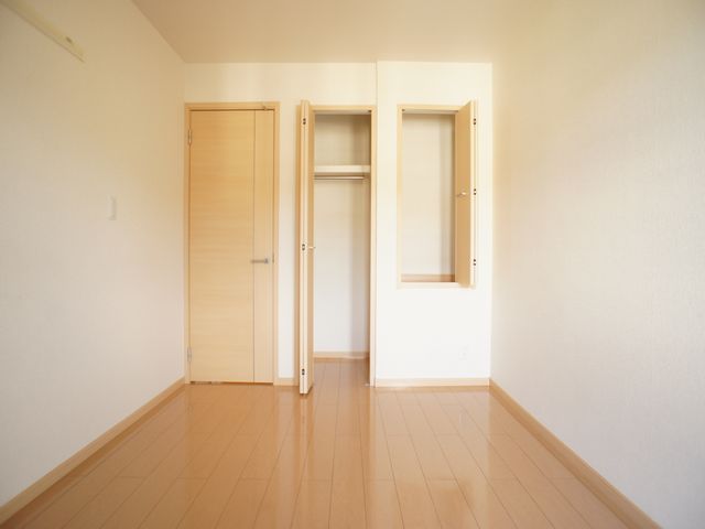 その他部屋・スペース　清潔感のあるきれいな洋間です♪