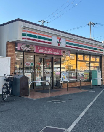 コンビニ　セブンイレブン 堺大浜中町3丁店（コンビニ）まで633m