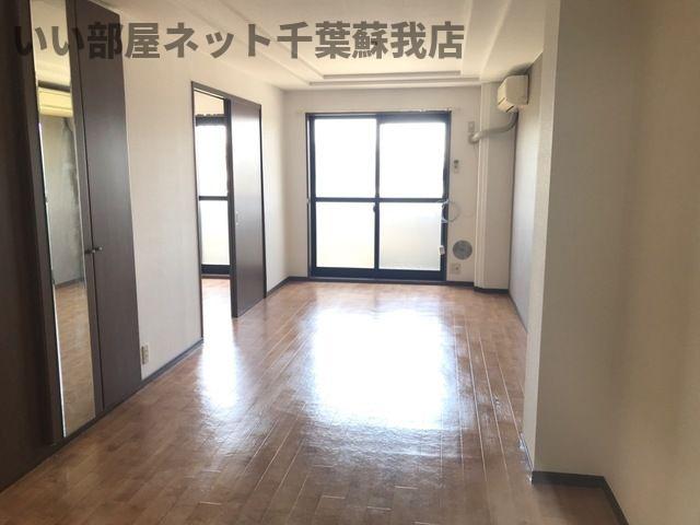 居室・リビング　ゆったりとした居間です