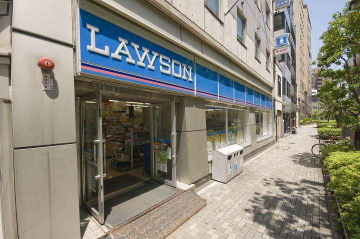 コンビニ　ローソン 日本橋蛎殻町店（コンビニ）まで98m