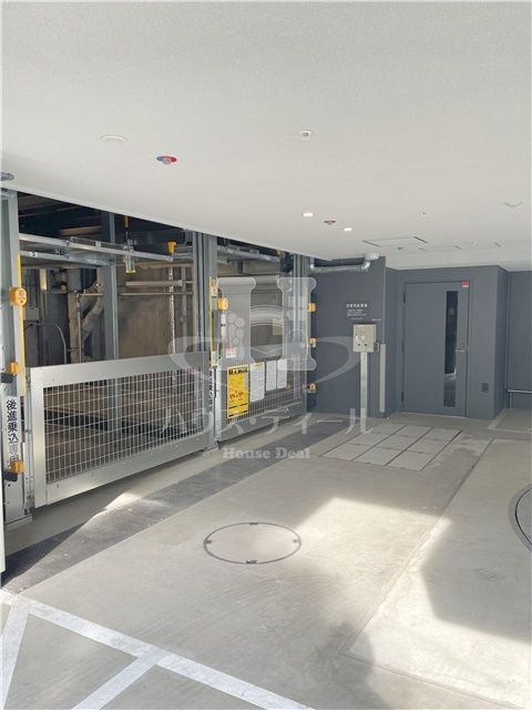 駐車場　空き確認