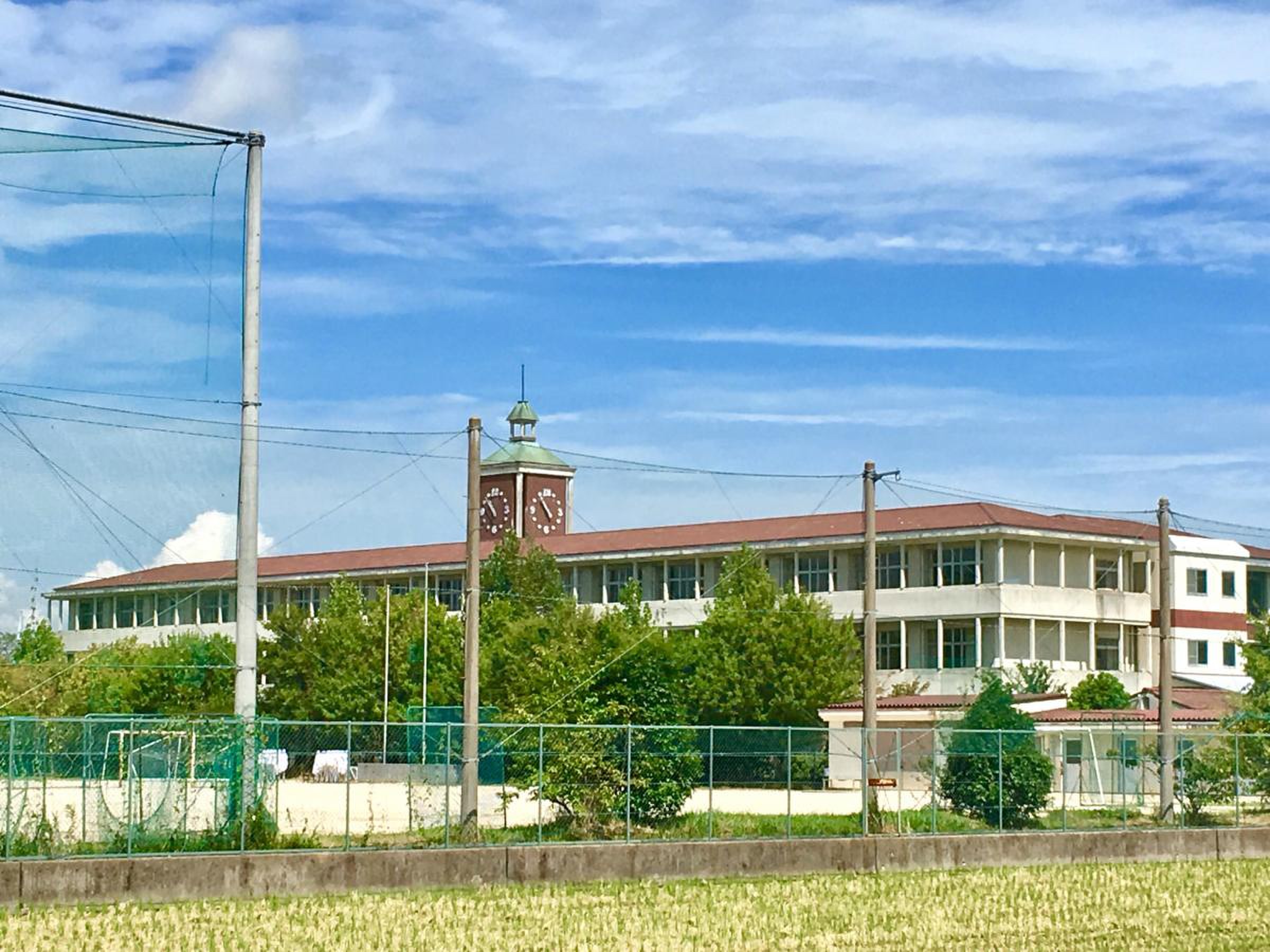 中学校　野洲市立野洲北中学校（中学校）まで941m