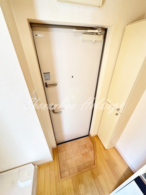 玄関　シューズボックス付き玄関
