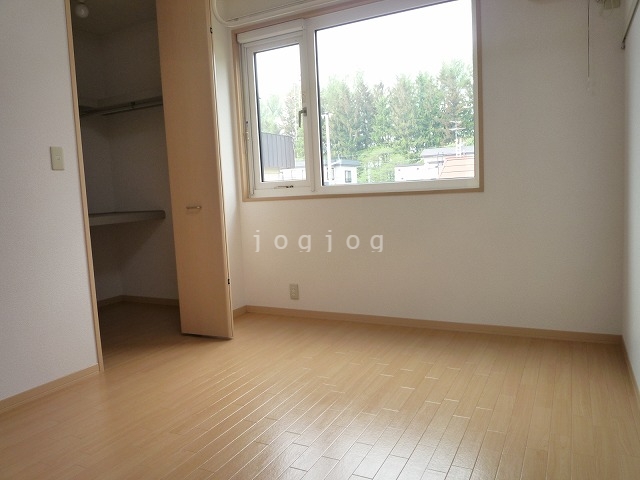 その他部屋・スペース　壁が多く使いやすいお部屋です