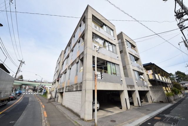 建物外観　★おしゃれな外観のマンションです★