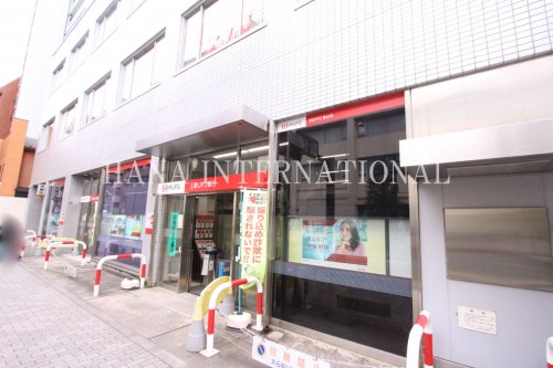 銀行　三菱ＵＦＪ銀行（銀行）まで496m