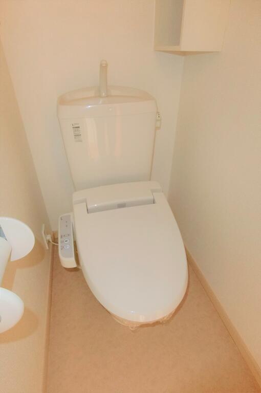 トイレ　同型物件の写真