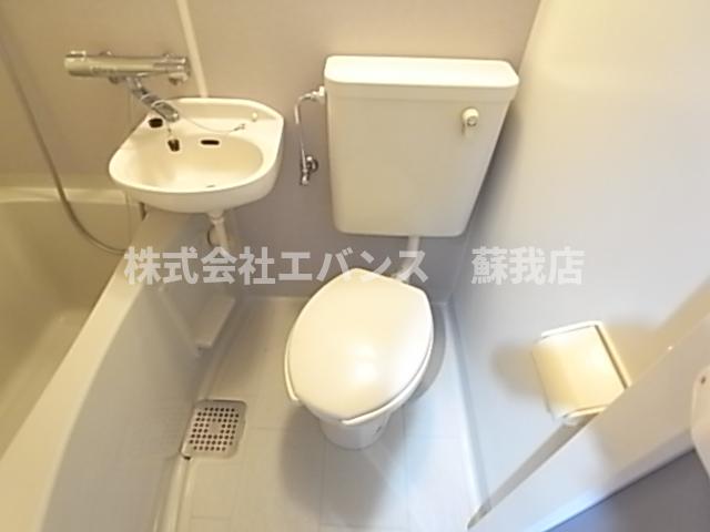 トイレ　コンパクトで使いやすいトイレです