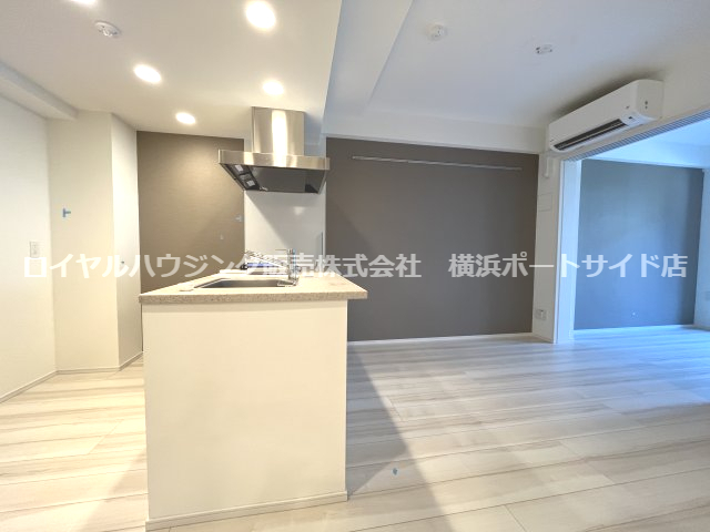 居室・リビング　※同タイプの室内画像になります。