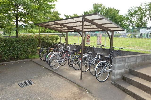 その他共有部分　♪屋根付き駐輪場♪