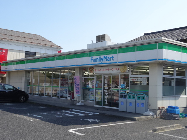 コンビニ　ファミリーマート新潟出来島二丁目店（コンビニ）まで216m