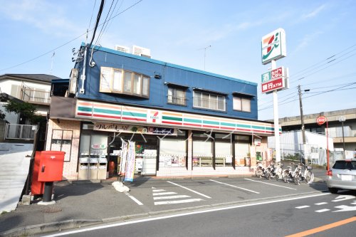 コンビニ　セブンイレブン西戸塚店（コンビニ）まで491m