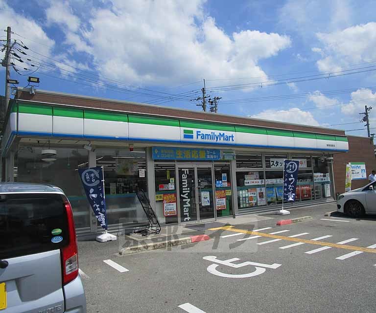 STRAIGHT oneの周辺写真