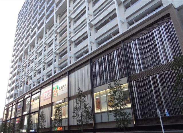 スーパー　ライフ京急蒲田駅前店（スーパー）まで290m