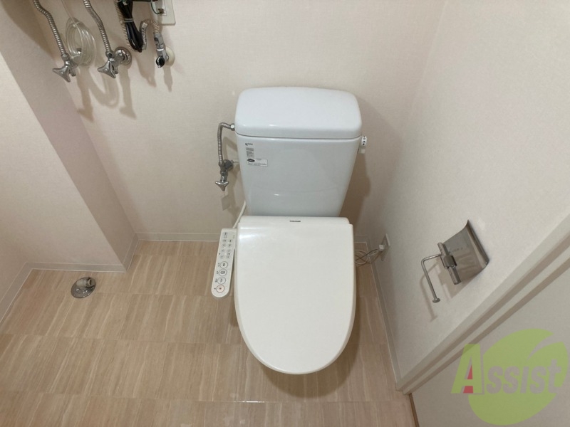 トイレ　トイレです。ウォシュレット付を探している方、おすすめです。