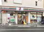 コンビニ　セブンイレブン 渋谷初台1丁目店（コンビニ）まで11m