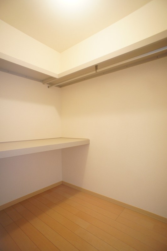 収納　※同タイプ他号室の参考写真です