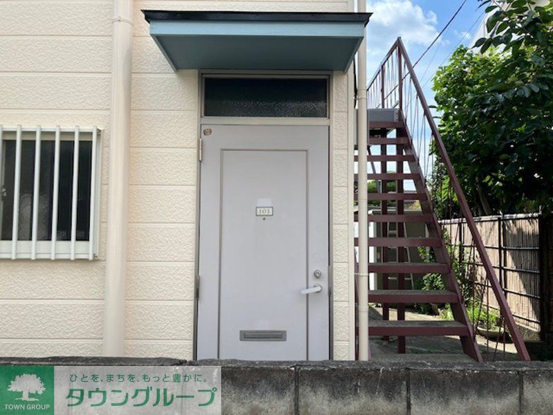 エントランス　★お部屋探しはタウンハウジング稲田堤店まで★