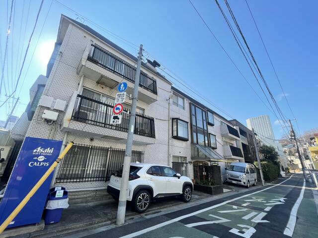 高輪第一ハイツの外観写真