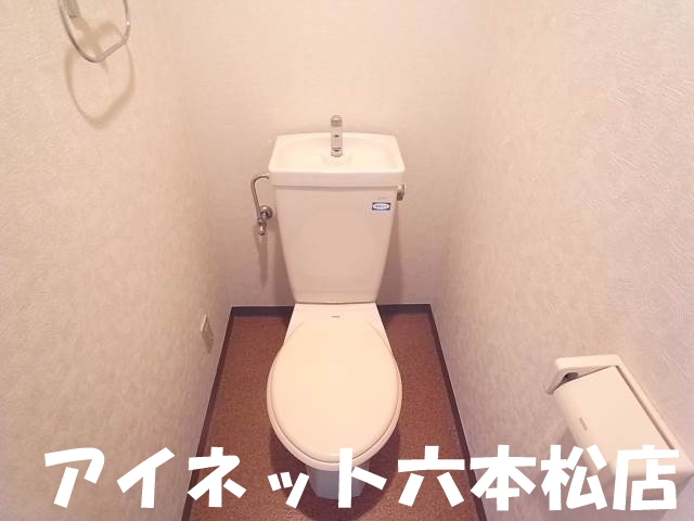 トイレ　落ち着く空間ですね。