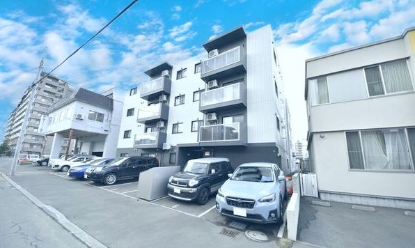 地下鉄東西線 二十四軒駅 徒歩10分 築9年