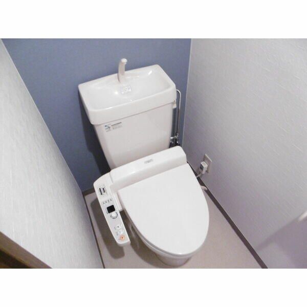 ナヴィール萩3号館のトイレ写真