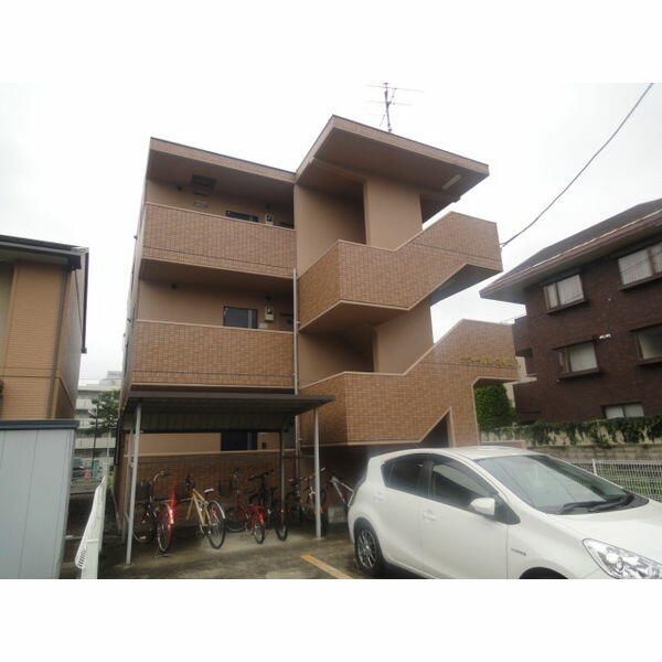 ナヴィール萩3号館の居間写真