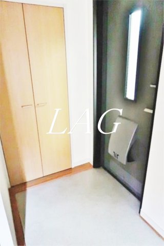 玄関　玄関です。