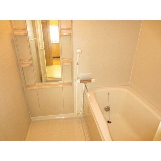 バス・シャワールーム　別部屋参考写真