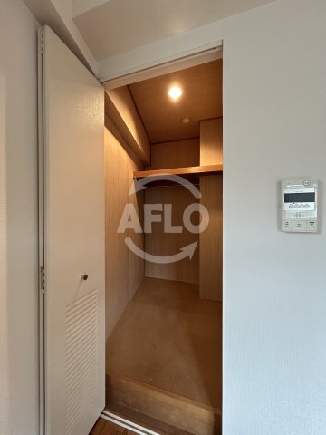 収納　ウォークインクローゼット