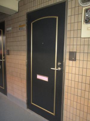 東急東横線 元住吉駅 徒歩10分 3階建 築34年の玄関写真