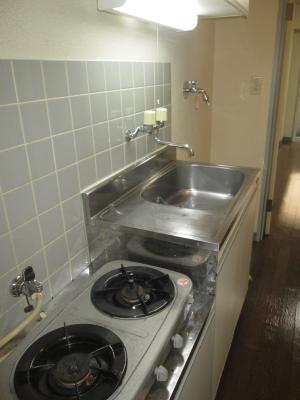 東急東横線 元住吉駅 徒歩10分 3階建 築34年のキッチン写真