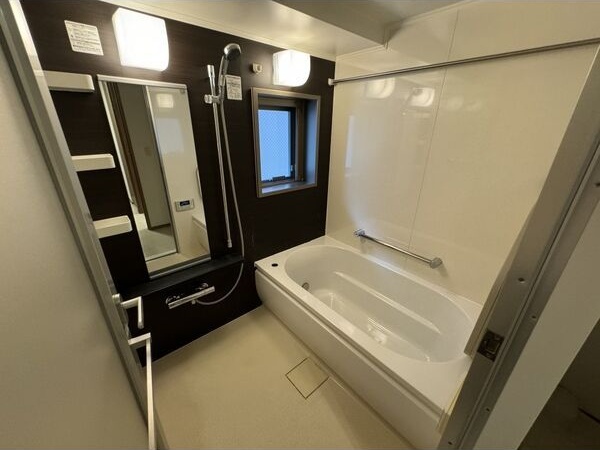バス・シャワールーム　同マンション内別部屋参照