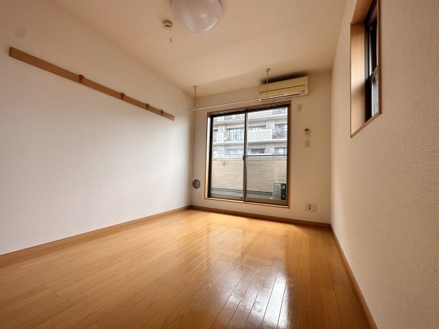 居室・リビング　別部屋参考写真
