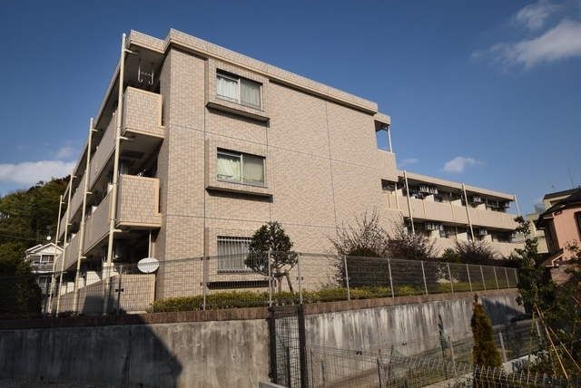 建物外観　★お問い合わせはタウンハウジング新百合ヶ丘店まで★