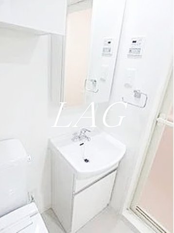 洗面設備　洗面台です。