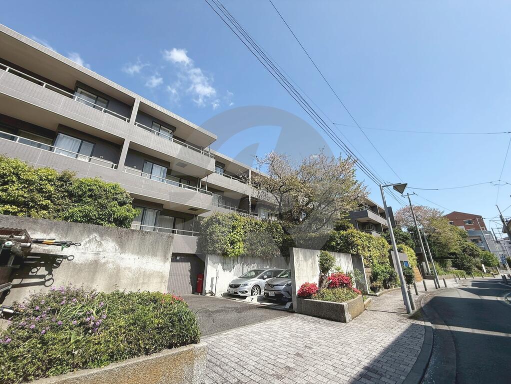 ホーフ横浜旭ヶ丘の外観写真