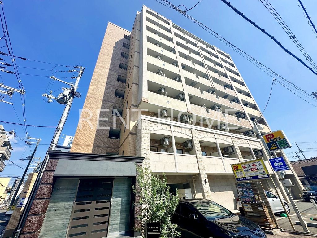 建物外観　布施駅前の１０階建てマンションです