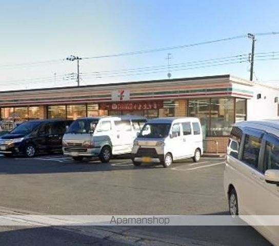 コンビニ　セブンイレブン（コンビニ）まで147m