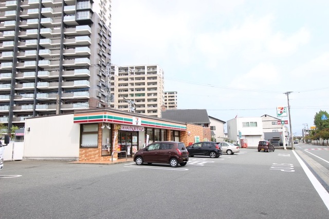 コンビニ　セブンイレブン鳥栖本鳥栖町店（コンビニ）まで1100m