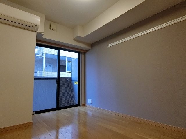 居室・リビング　★家具が置きやすい間取りです★