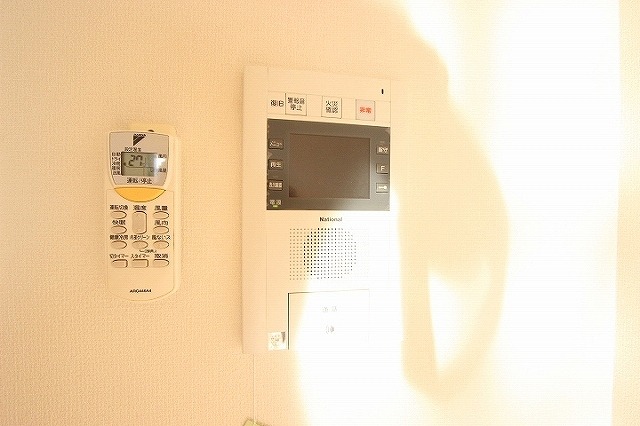 セキュリティ　同物件別号室のものです。