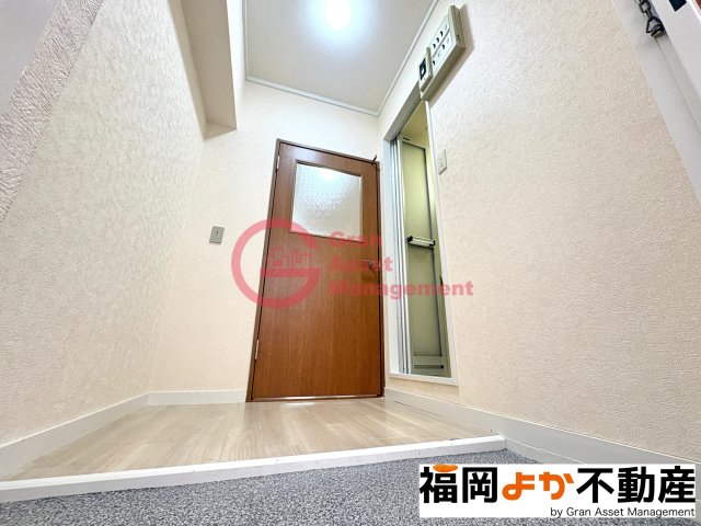 玄関　シンプルで使いやすい玄関です