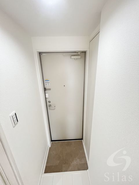 H-maison姫島IIIの玄関写真