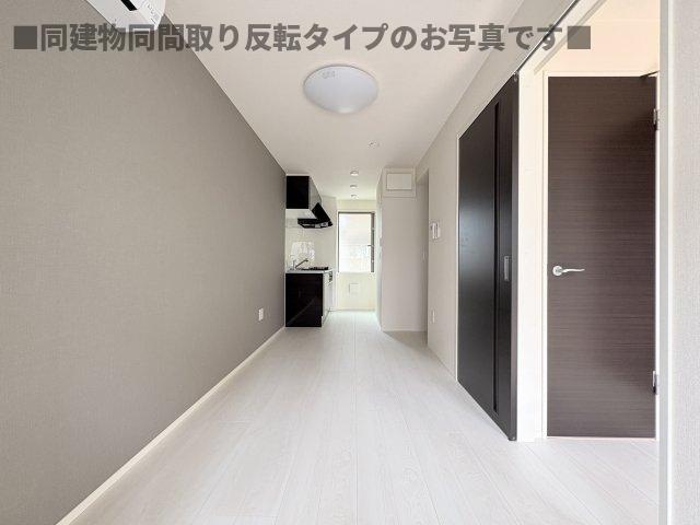 ヴェリテ昭島の居間写真